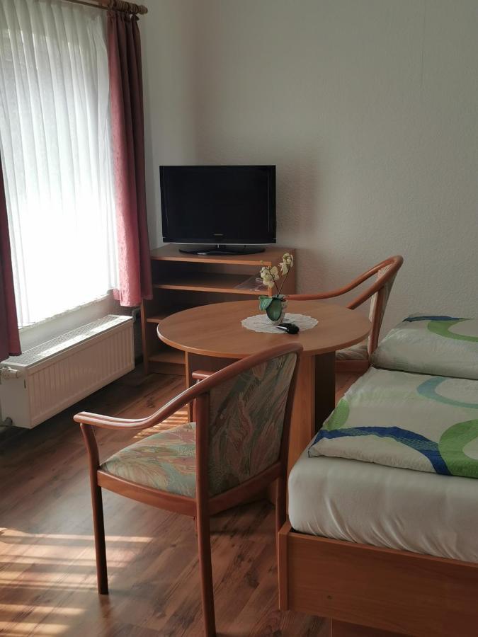 Pension Zum Park Goldberg Экстерьер фото